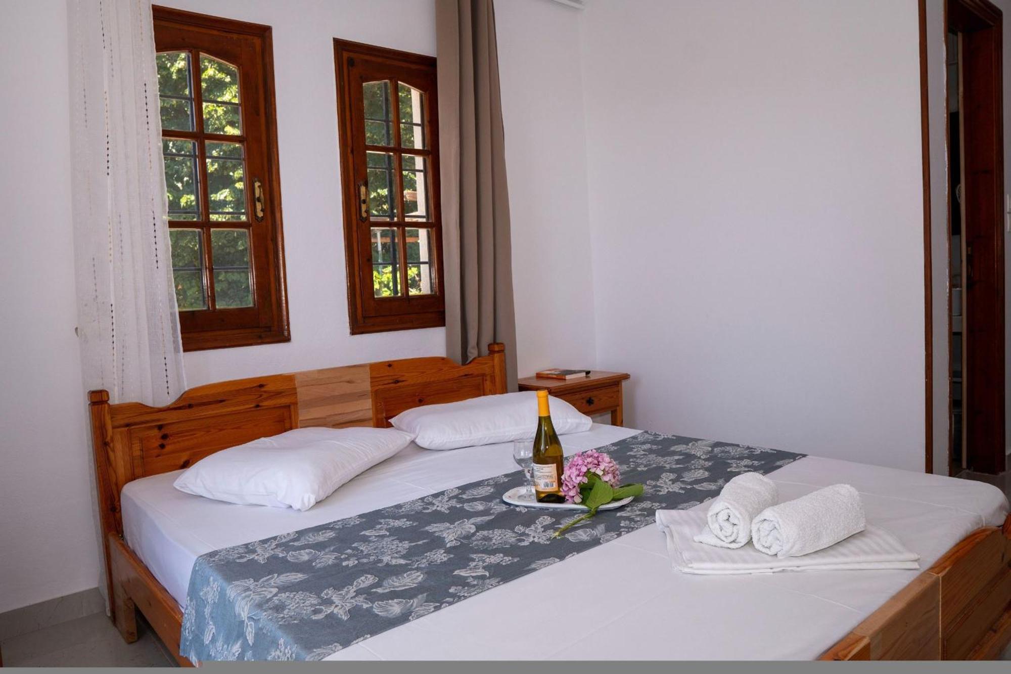 Paradeisos Rooms Pelion เอยอส ดิมิตริออส ภายนอก รูปภาพ